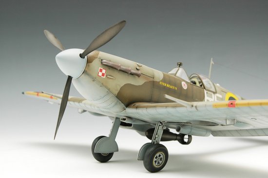 Trumpeter | Supermarine Spitfire Mk.Vb | scala 1/24 | 02403 - immagine 5